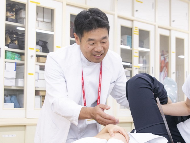 現場で活躍している先生からも授業を受けることができます！