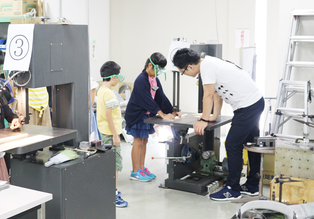 ものづくり教室2025
「手作り顕微鏡でミクロの世界を探検しよう！」3