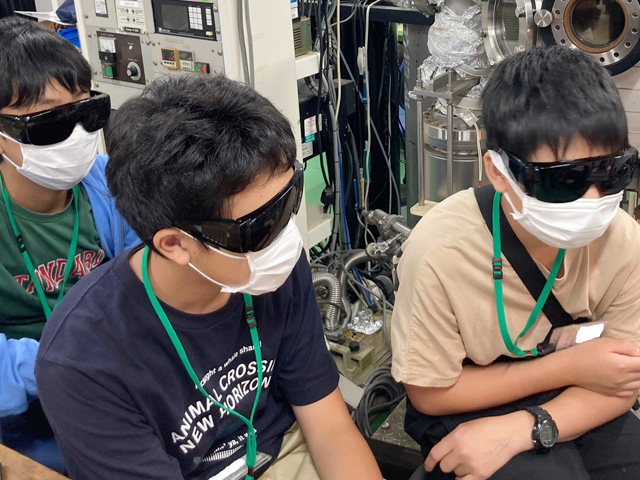 ひらめき☆ときめきサイエンス
～ようこそ大学の研究室へ～ＫＡＫＥＮＨＩ
作って測って考える超伝導の不思議
～電気抵抗ゼロってどういうこと?！～3