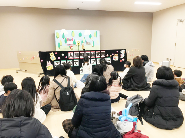 子育てライブラリー　なつまつり1